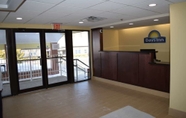 Lobby 2 Days Inn by Wyndham Augusta