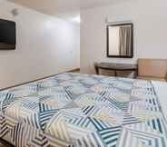 Bilik Tidur 7 Motel 6 Addison, TX - Dallas