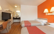 ห้องนอน 4 Motel 6 Sacramento, CA - Downtown