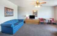 Common Space 6 Super 8 by Wyndham Abilene KS