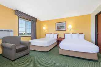 Bedroom 4 Days Inn by Wyndham Great Bend