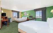 Bedroom 7 Days Inn by Wyndham Great Bend