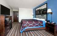 Kamar Tidur 2 Super 8 by Wyndham Columbus