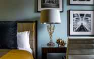 Kamar Tidur 2 Hilton Motif Seattle