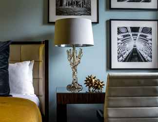 Kamar Tidur 2 Hilton Motif Seattle