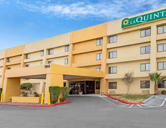 Exterior 2 La Quinta Inn & Suites by Wyndham El Paso East
