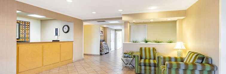 Lobby La Quinta Inn & Suites by Wyndham El Paso East