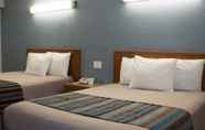 Bedroom 6 Good Nite Inn - Redwood City