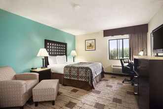 Bedroom 4 Days Inn by Wyndham Fort Smith