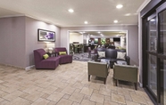 Lobby 5 La Quinta Inn & Suites by Wyndham N Little Rock-McCain Mall