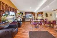 Bar, Cafe and Lounge Apple Tree Inn