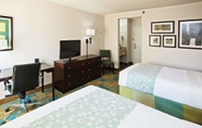 Bilik Tidur 3 La Quinta Inn & Suites by Wyndham Nashville Airport