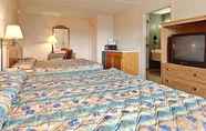 Bedroom 4 Days Inn by Wyndham Ridgeland South Carolina