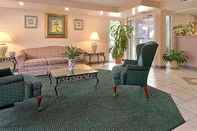 Lobby Days Inn by Wyndham Ridgeland South Carolina