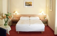 Bedroom 4 Hotel Allegro
