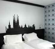 Kamar Tidur 2 ibis Paris Nation Davout