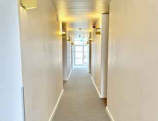 Lobi 2 SensCity Hotel Berlin Spandau