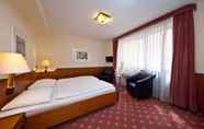 Phòng ngủ 6 Hotel Rieker Stuttgart Hauptbahnhof