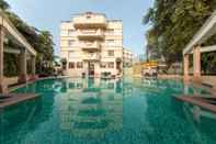 Swimming Pool Howard Plaza - The Fern Agra