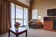 Ruang Umum Best Western Adams Inn Quincy-Boston