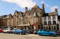 Exterior Tufton Arms Hotel