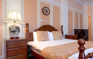 ห้องนอน 6 Britannia Adelphi Hotel