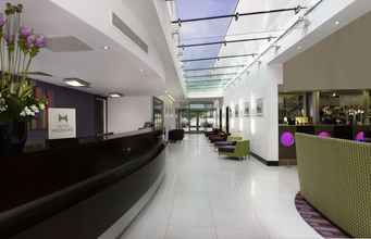 Lobby 4 DoubleTree by Hilton London Heathrow Airport