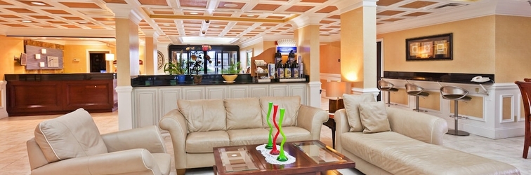 Lobby Holiday Inn Express Ringgold, an IHG Hotel