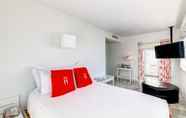 Kamar Tidur 2 Townhouse Hotel by LuxUrban, Trademark Collection by Wyndham