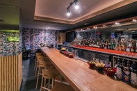 Bar, Kafe dan Lounge Townhouse Hotel by LuxUrban, Trademark Collection by Wyndham