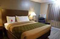 Kamar Tidur Econo Lodge Hays I-70