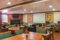 Ruangan Fungsional Quality Inn & Suites Detroit Metro Airport