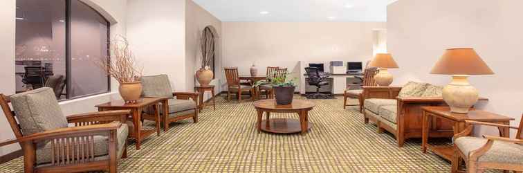 Lobby Baymont by Wyndham Roswell