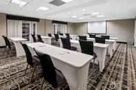 Dewan Majlis La Quinta Inn & Suites by Wyndham Dallas Arlington South