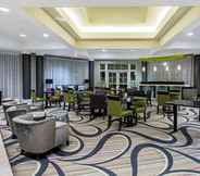Bar, Cafe and Lounge 6 La Quinta Inn & Suites by Wyndham Dallas Arlington South