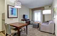 Common Space 4 Homewood Suites by Hilton Newark-Cranford