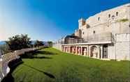 Exterior 2 Castello Orsini Hotel