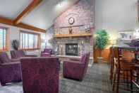 Lobi Cobblestone Hotel & Suites - Baldwin