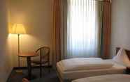 Kamar Tidur 5 Trip Inn Hotel Minerva