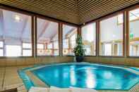 Swimming Pool Best Western Plus Kalmarsund Hotell