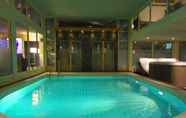 Swimming Pool 7 Aurum Hotel