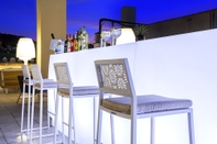 Bar, Cafe and Lounge Eurostars Puerta Real Hotel