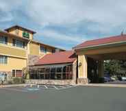 Exterior 2 Best Western Plus Parkway Inn