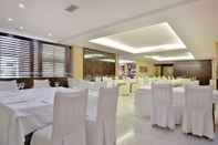 Functional Hall Oasis Cordoba Hotel