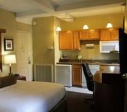 Bedroom 3 Best Western Syracuse Downtown Hotel and Suites