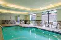 Hồ bơi SpringHill Suites by Marriott West Mifflin