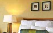 Bedroom 3 Hotel MB International-Palace Side