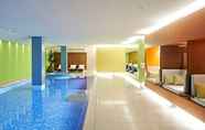 Swimming Pool 4 SIDE Design Hotel Hamburg