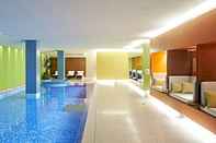 Swimming Pool SIDE Design Hotel Hamburg