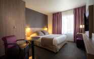 Bedroom 7 Best Western Plus Hotel La Marina